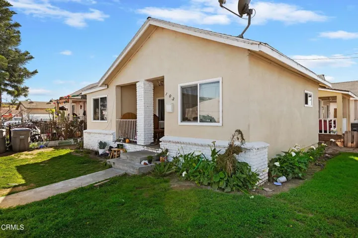 3-web-or-mls-03 - Exterior View