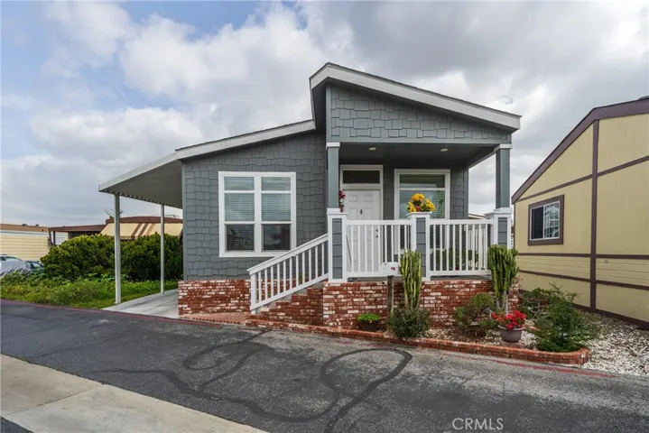 56 Maple Via, Anaheim, California 92801