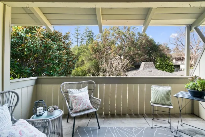 14333 Saratoga Avenue 12, Saratoga, California 95070