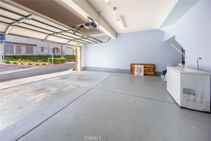 28037 Serra Lane, Valencia, California 91355