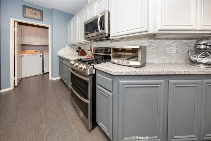 28037 Serra Lane, Valencia, California 91355