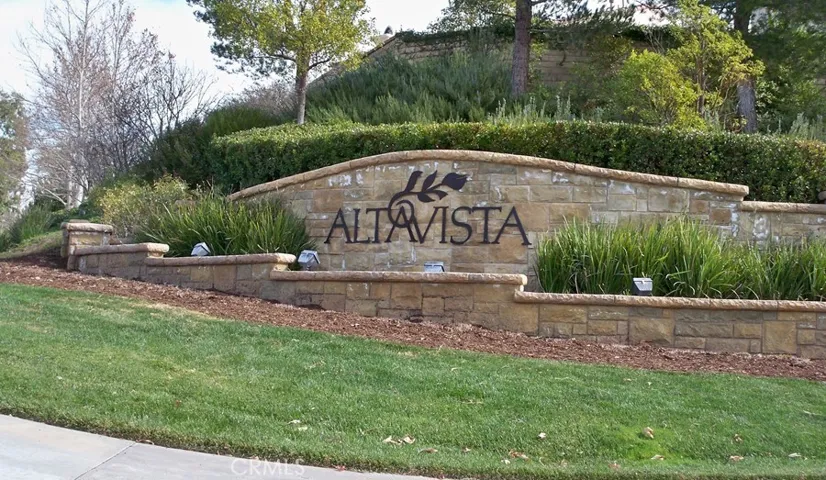 28037 Serra Lane, Valencia, California 91355