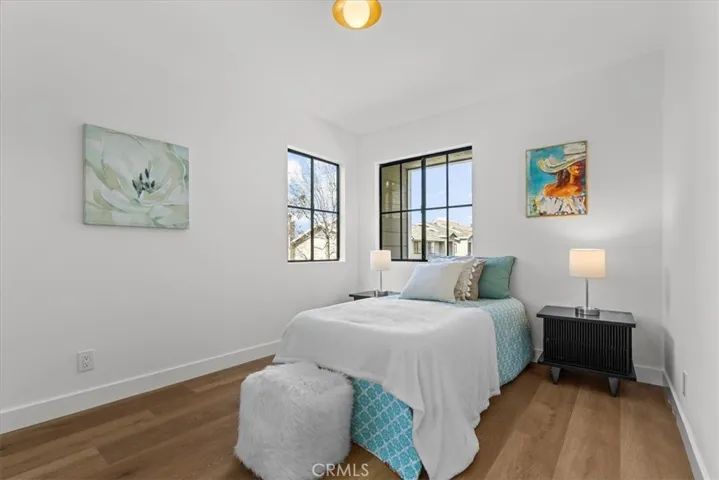 14200 Foothill Boulevard 8, Sylmar, California 91342