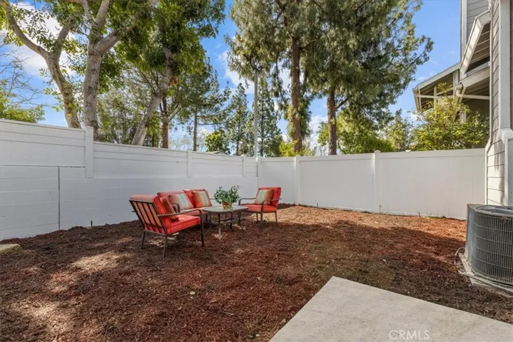 14200 Foothill Boulevard 8, Sylmar, California 91342