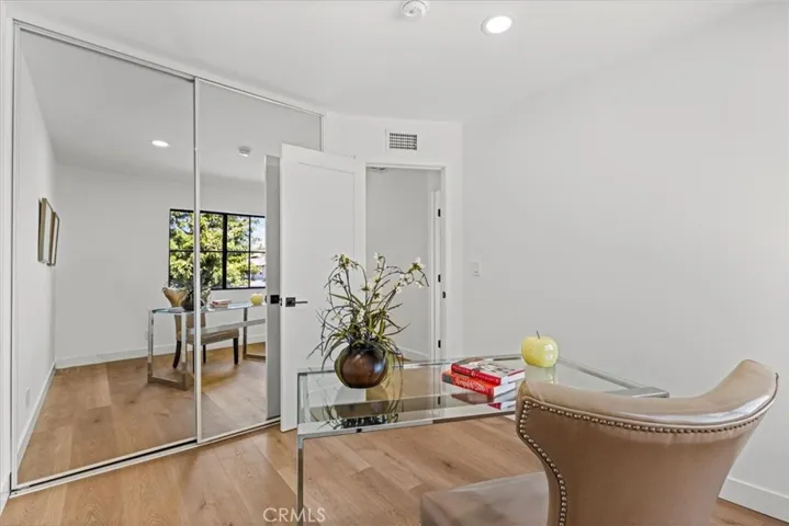 14200 Foothill Boulevard 8, Sylmar, California 91342
