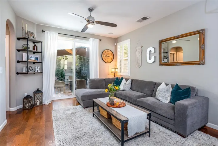 1553 North Sanders Avenue, Clovis, California 93619