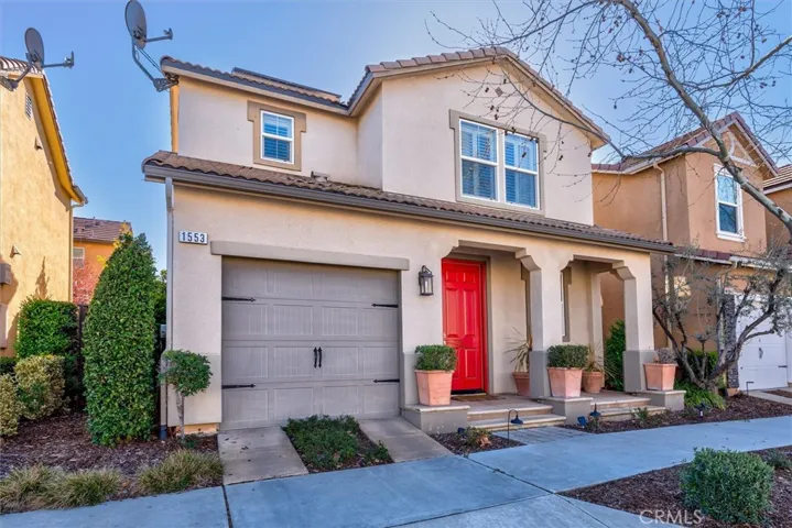 1553 North Sanders Avenue, Clovis, California 93619