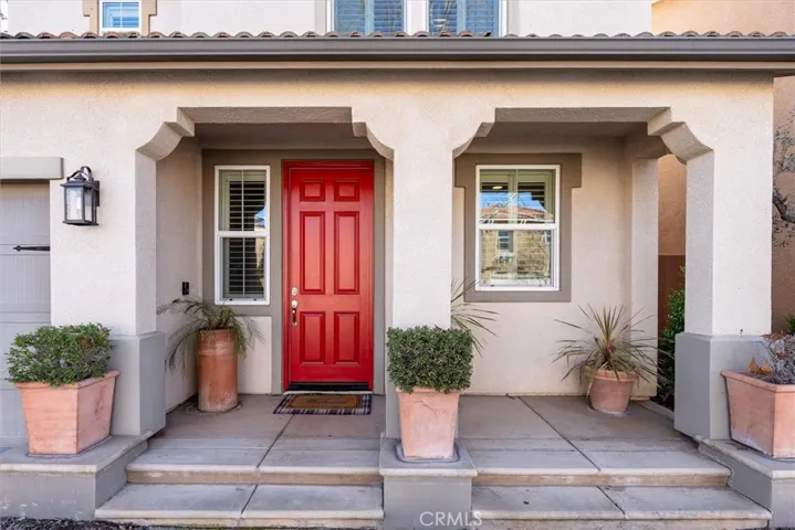 1553 North Sanders Avenue, Clovis, California 93619