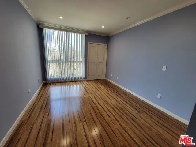 450 S Maple Drive 301, Beverly Hills, California 90212