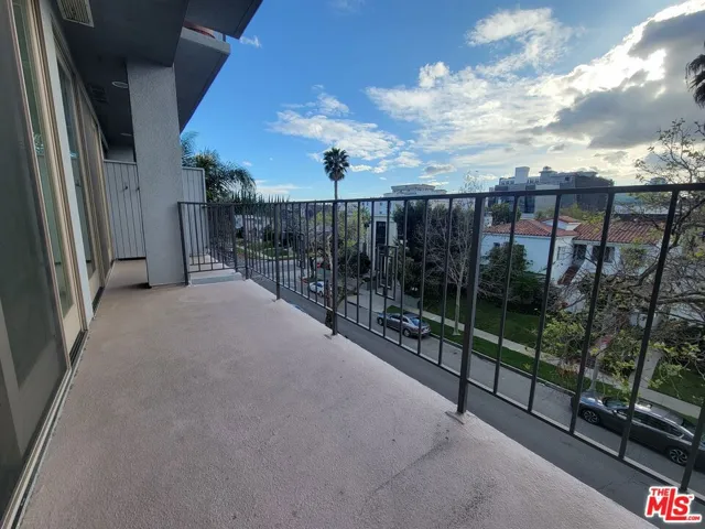 450 S Maple Drive 301, Beverly Hills, California 90212