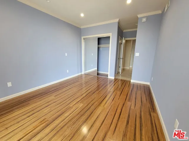 450 S Maple Drive 301, Beverly Hills, California 90212