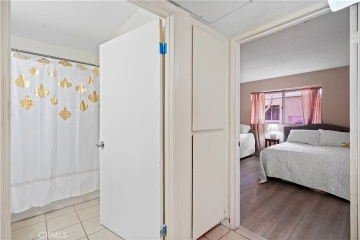 12601 Van Nuys Boulevard 212, Pacoima, California 91331