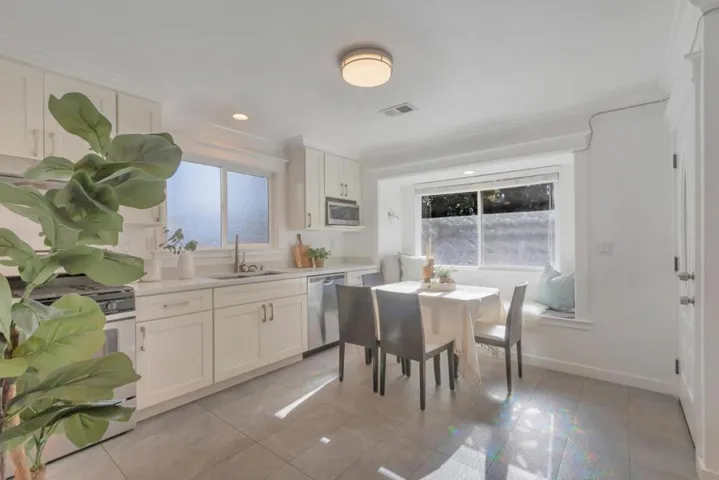 450 W Charleston Road, Palo Alto, California 94306