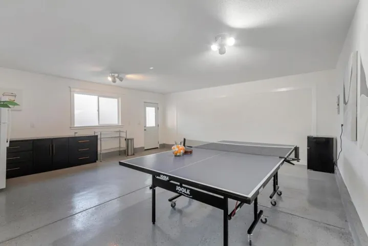 450 W Charleston Road, Palo Alto, California 94306