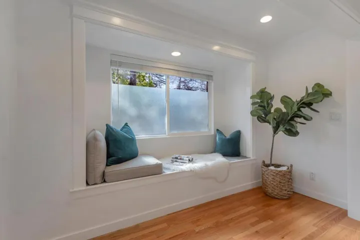 450 W Charleston Road, Palo Alto, California 94306