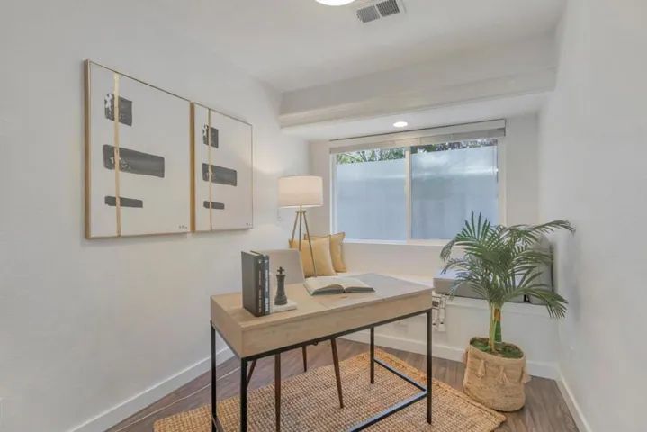 450 W Charleston Road, Palo Alto, California 94306