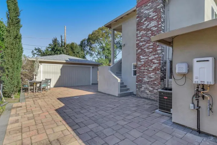 450 W Charleston Road, Palo Alto, California 94306