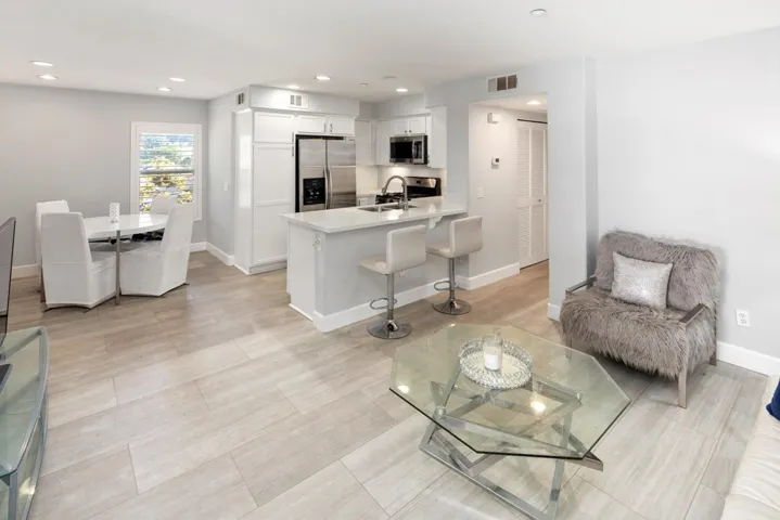 3464 Sandcastle Lane, Point Loma, California 92110