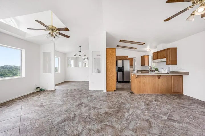 2144 Lake Morena Drive, Campo, California 91906