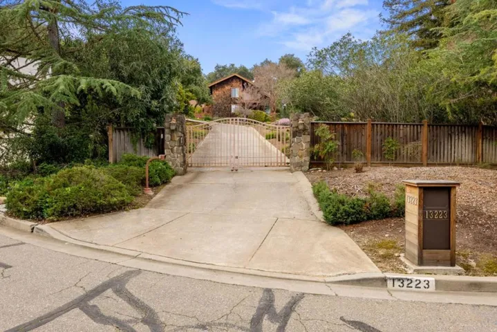13223 Padero Court, Saratoga, California 95070