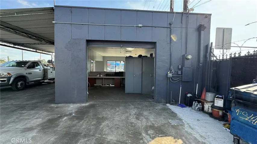 1959 Firestone Boulevard, Los Angeles, California 90001