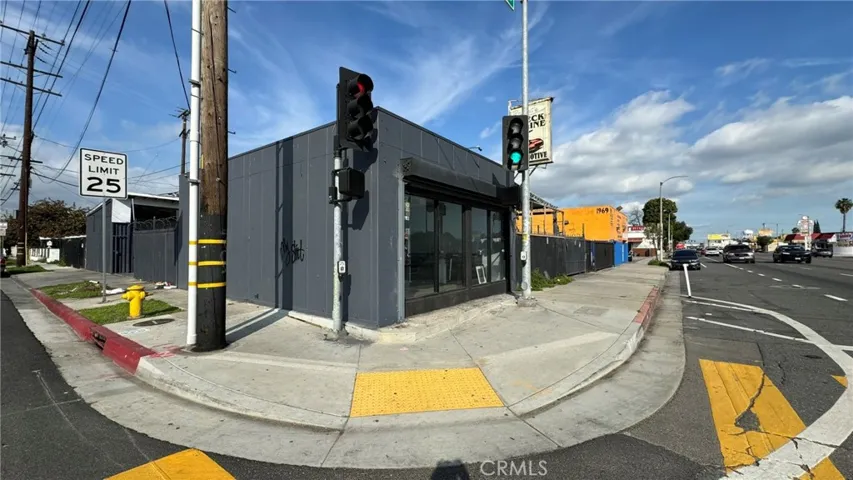1959 Firestone Boulevard, Los Angeles, California 90001