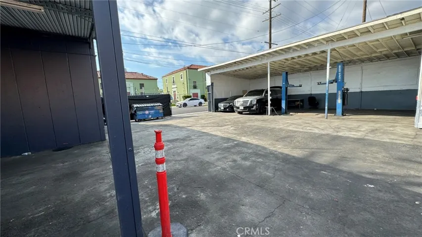 1959 Firestone Boulevard, Los Angeles, California 90001