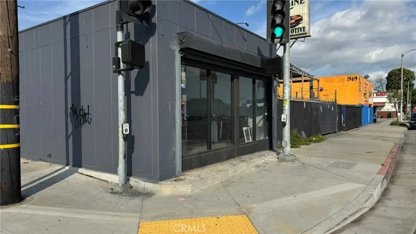 1959 Firestone Boulevard, Los Angeles, California 90001