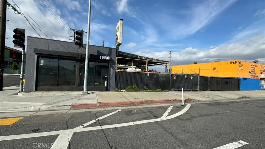 1959 Firestone Boulevard, Los Angeles, California 90001