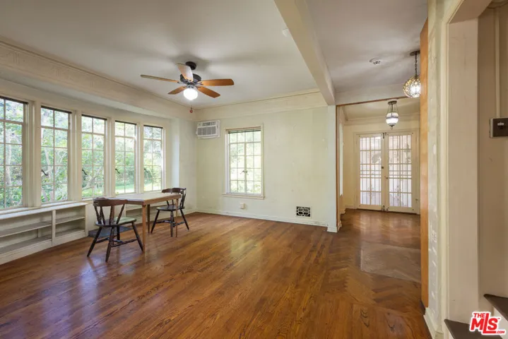 601 Lorraine Boulevard, Los Angeles, California 90005