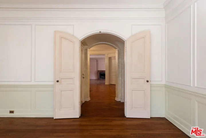 601 Lorraine Boulevard, Los Angeles, California 90005