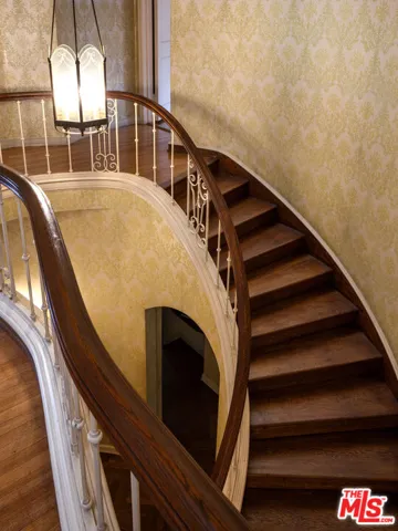 601 Lorraine Boulevard, Los Angeles, California 90005
