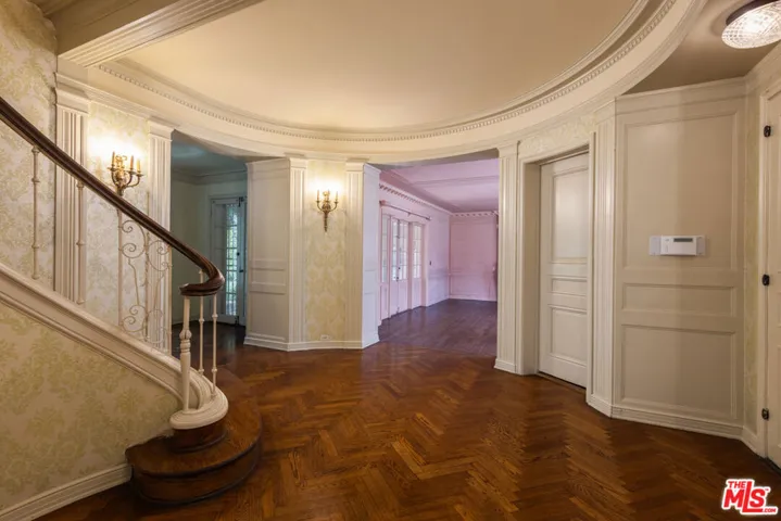 601 Lorraine Boulevard, Los Angeles, California 90005