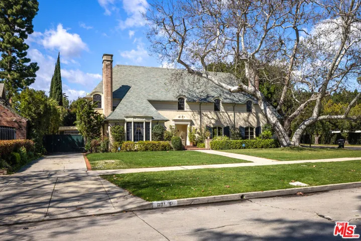 601 Lorraine Boulevard, Los Angeles, California 90005