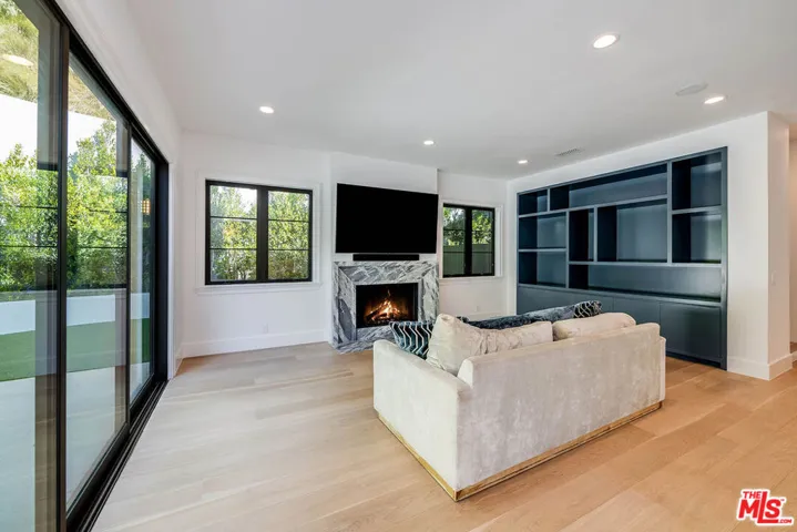 1348 Marinette Road, Pacific Palisades, California 90272