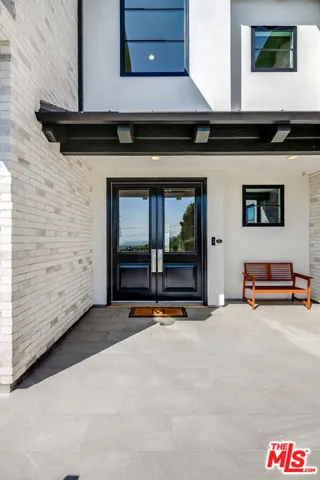 1348 Marinette Road, Pacific Palisades, California 90272