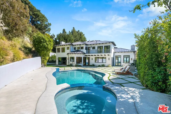 1348 Marinette Road, Pacific Palisades, California 90272