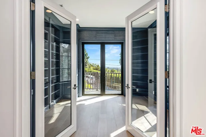 1348 Marinette Road, Pacific Palisades, California 90272