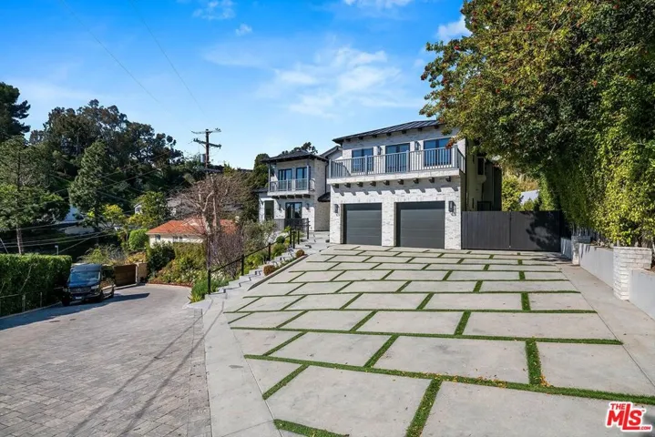 1348 Marinette Road, Pacific Palisades, California 90272