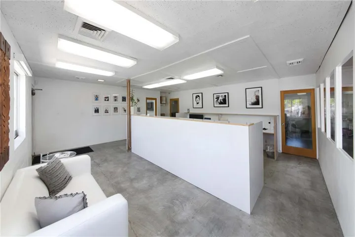 211 W Beach Avenue, Inglewood, California 90302