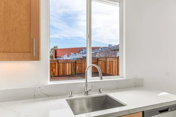 40th Avenue, Santa Cruz, California 95062