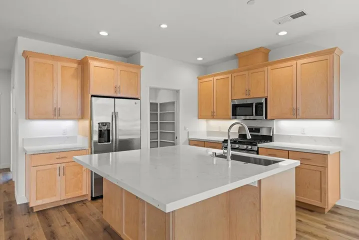 40th Avenue, Santa Cruz, California 95062