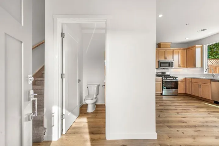 40th Avenue, Santa Cruz, California 95062