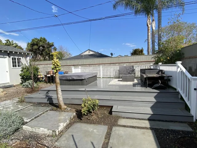 29 - 538 S Dos Caminos - Backyard - Hot