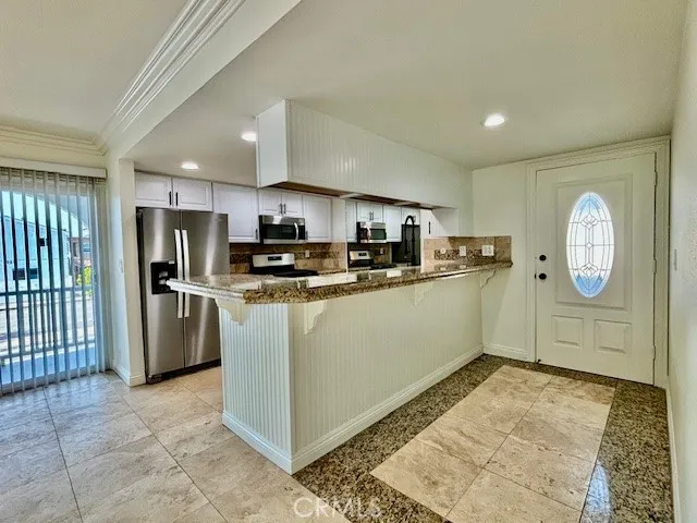 904 W Balboa Blvd., Newport Beach, California 92661