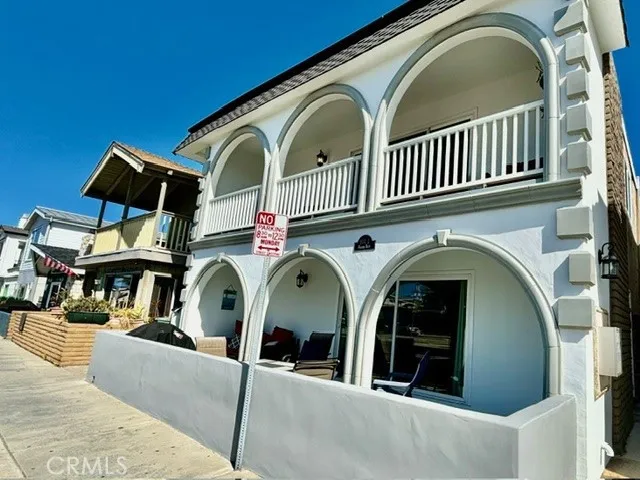 904 W Balboa Blvd., Newport Beach, California 92661