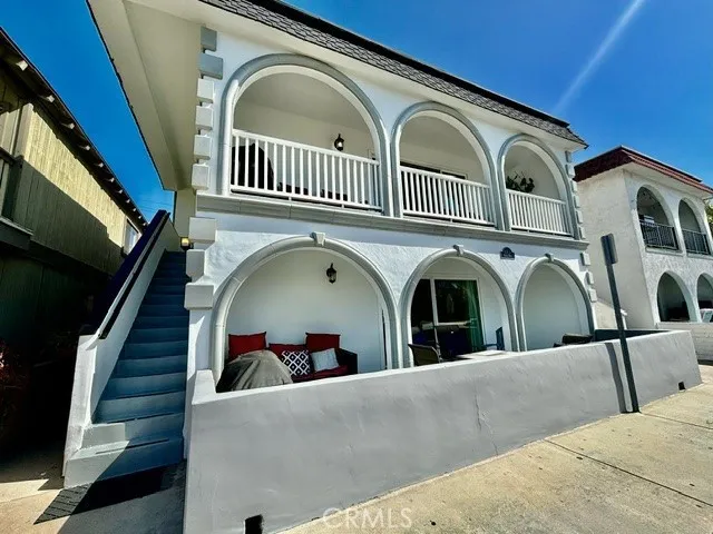 904 W Balboa Blvd., Newport Beach, California 92661