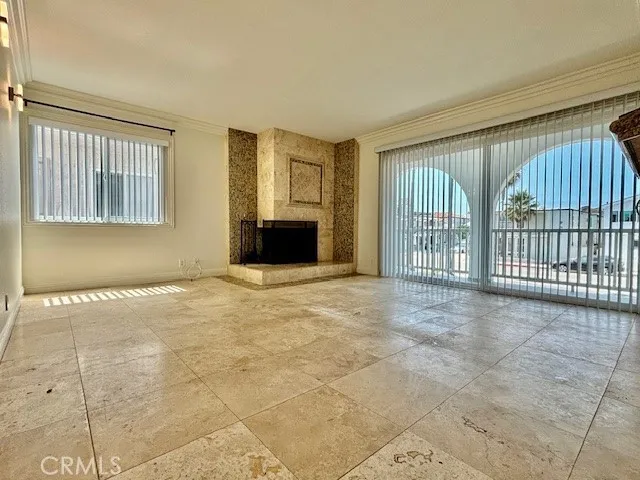 904 W Balboa Blvd., Newport Beach, California 92661