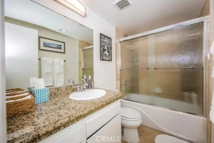 904 W Balboa Blvd., Newport Beach, California 92661