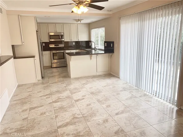 9780 La Arena Circle, Fountain Valley, California 92708